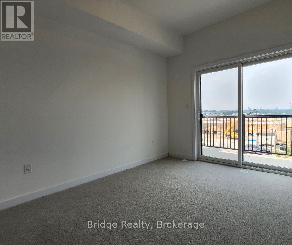 Photo 15 of K 14 40 Palace Street, Kitchener ON