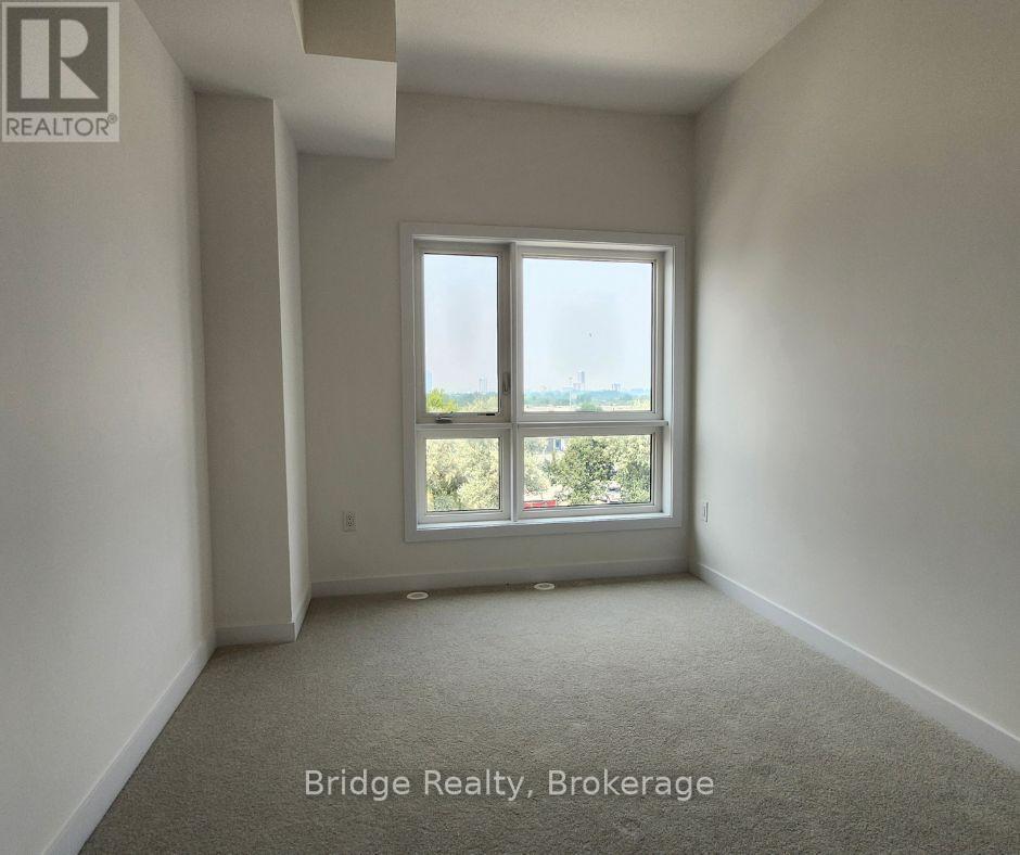 Photo 18 of K 14 40 Palace Street, Kitchener ON