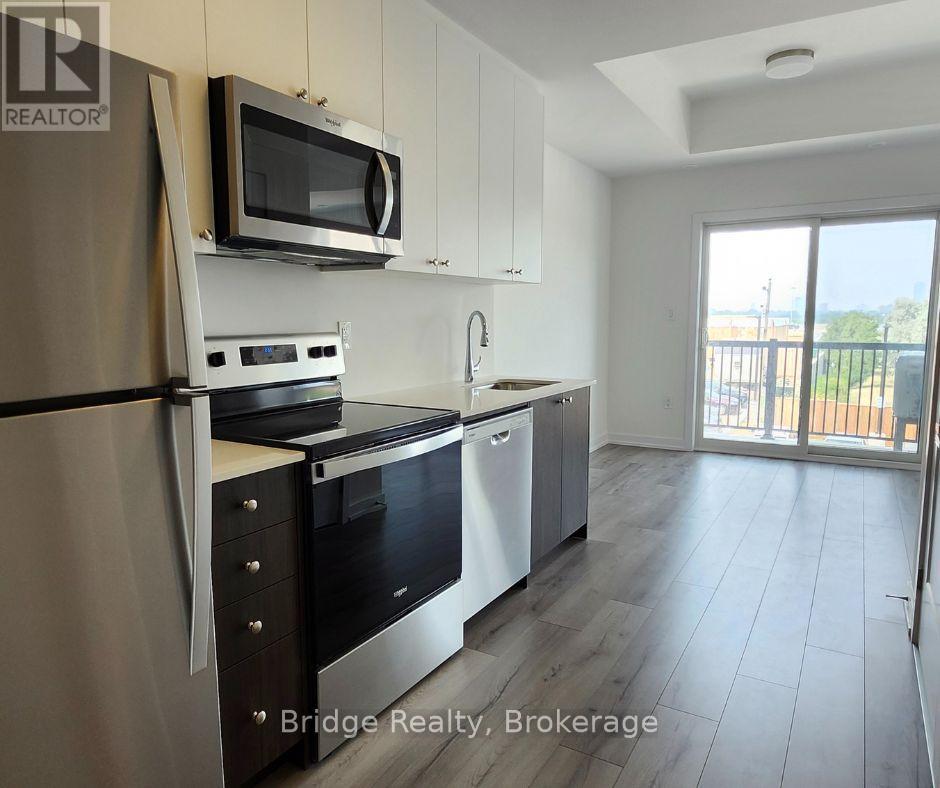 Photo 4 of K 14 40 Palace Street, Kitchener ON