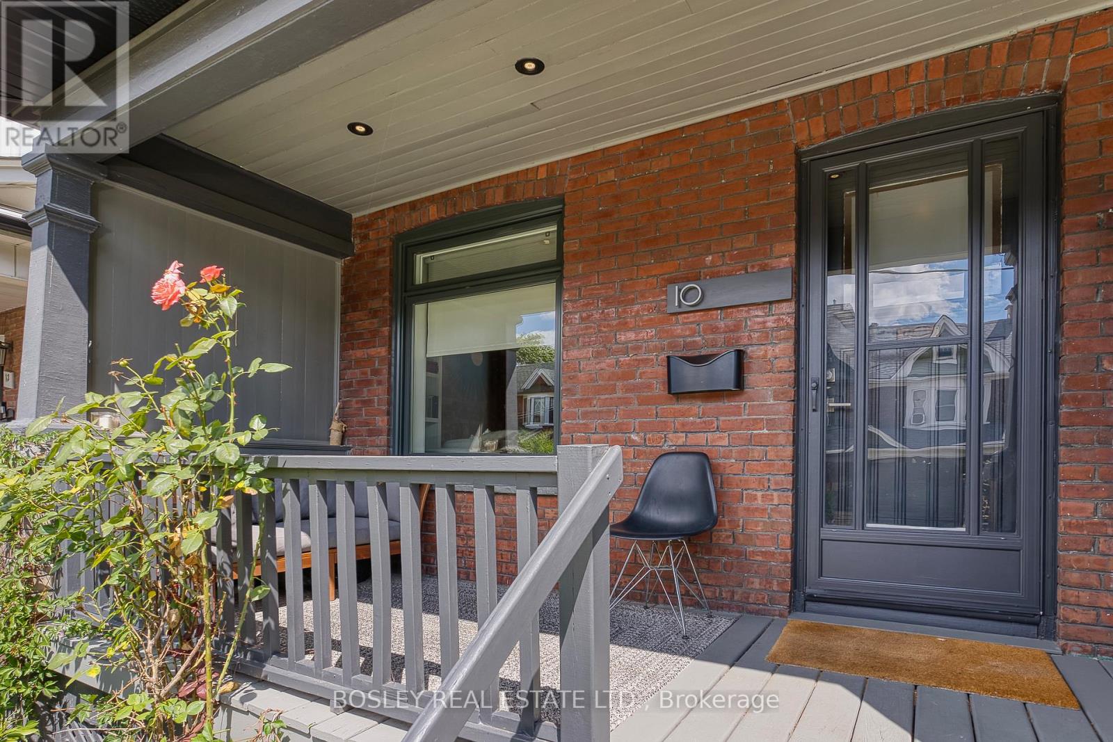 Photo 4 of 10 Herman Avenue, Toronto ON