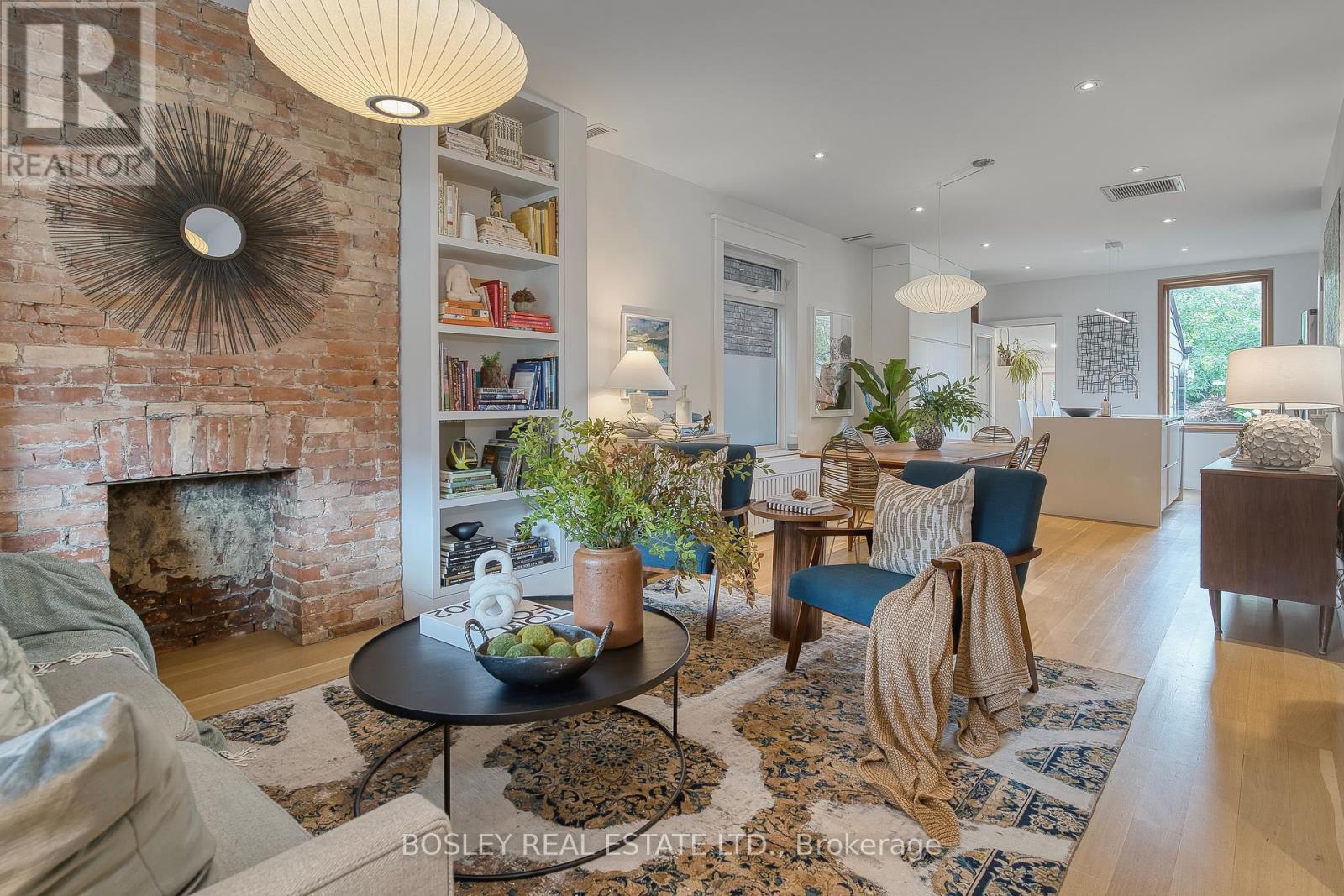 Photo 9 of 10 Herman Avenue, Toronto ON