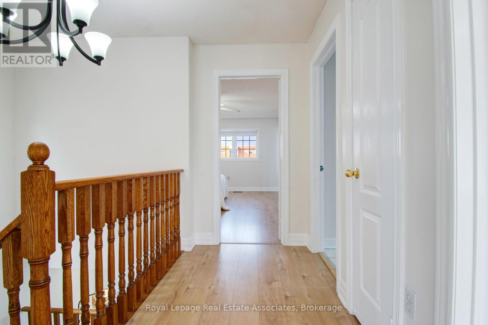 Photo 24 of 133 Sewells Lane, Brampton ON