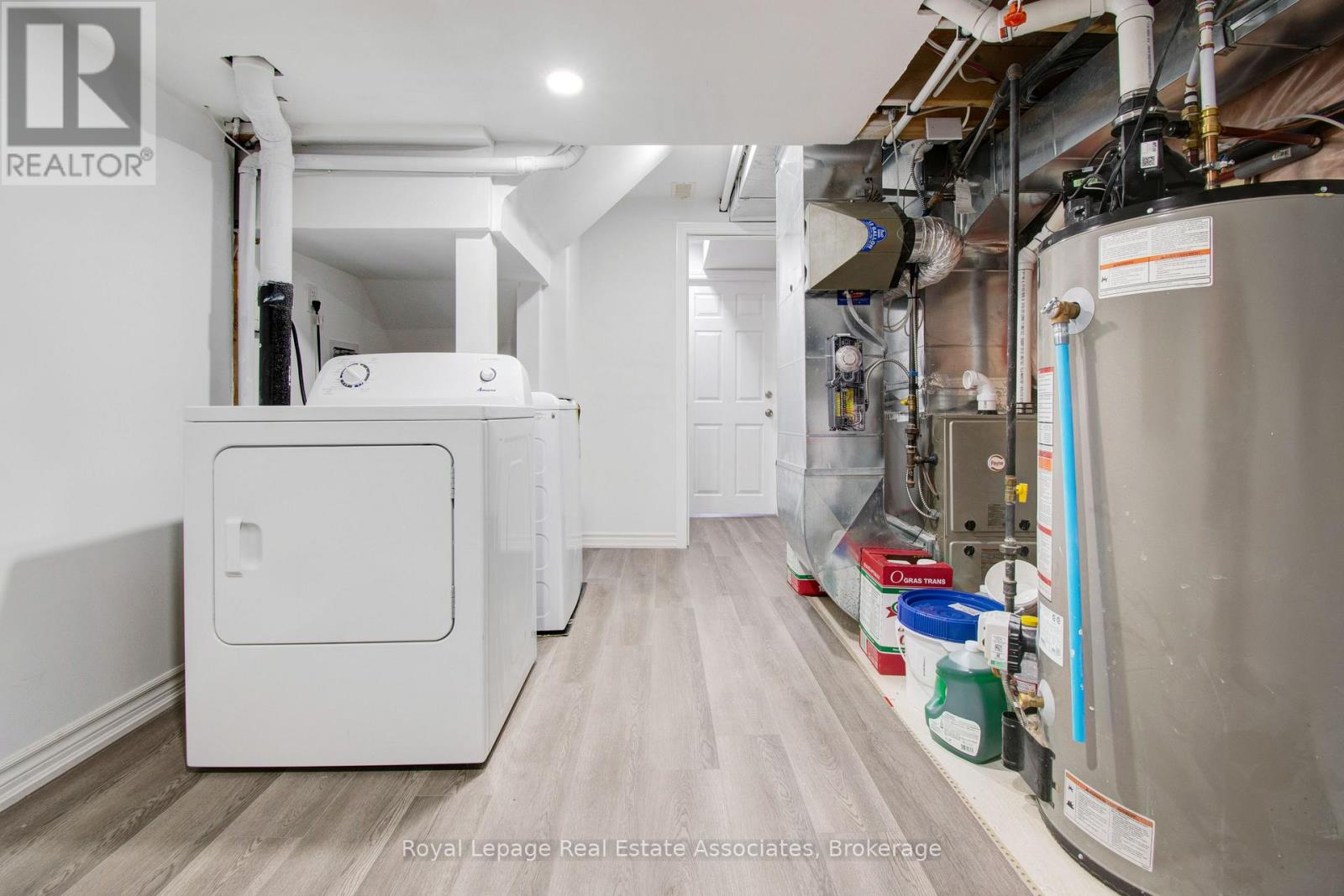 Photo 41 of 133 Sewells Lane, Brampton ON