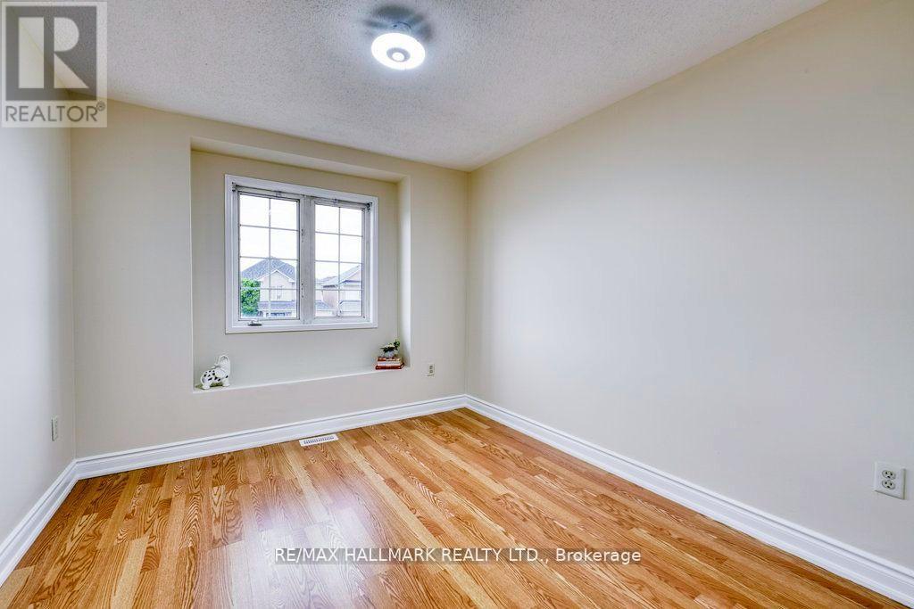 Photo 13 of 5909 Churchill Meadows Boulevard, Mississauga ON