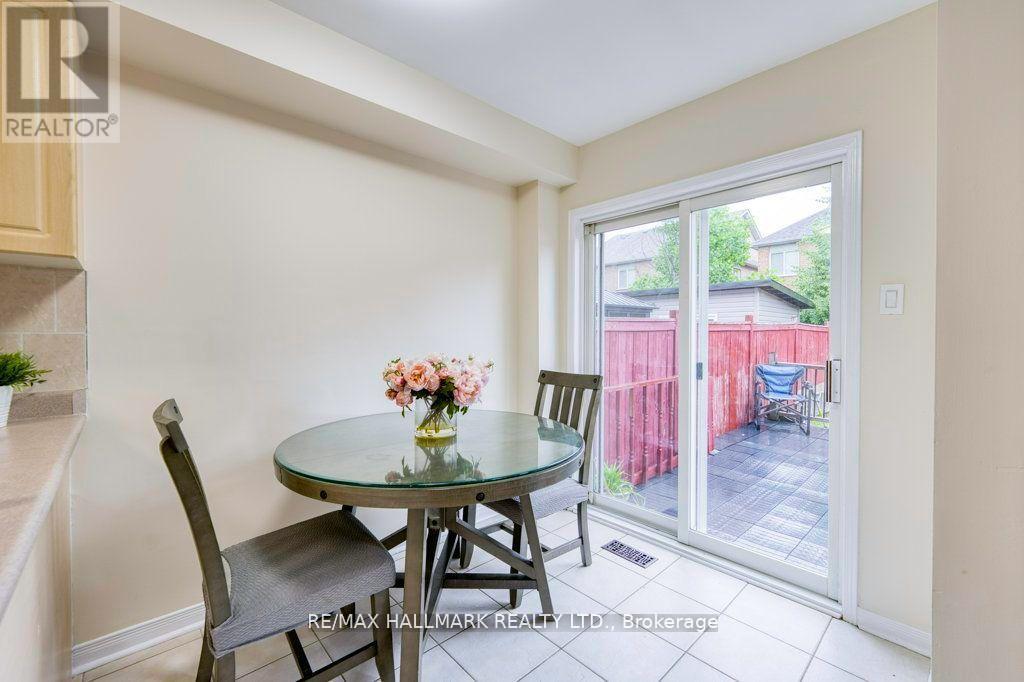 Photo 6 of 5909 Churchill Meadows Boulevard, Mississauga ON