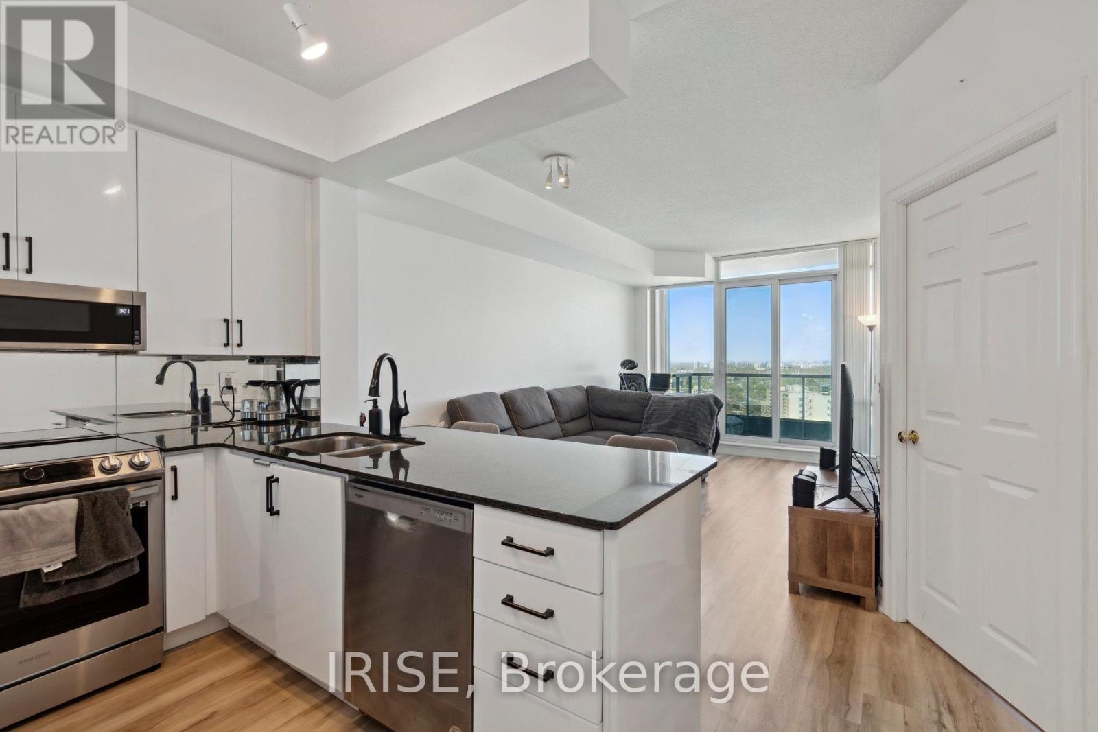 Photo 5 of 2812 1 Elm Drive W, Mississauga ON