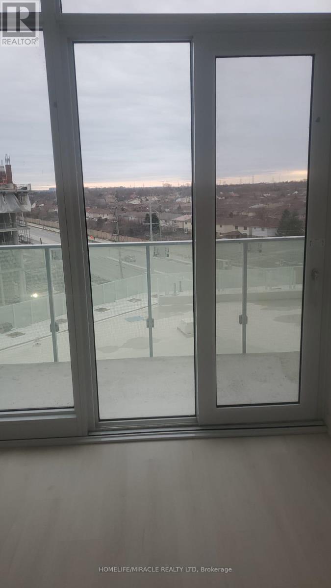 Photo 8 of 508 3900 Confederation Parkway, Mississauga ON