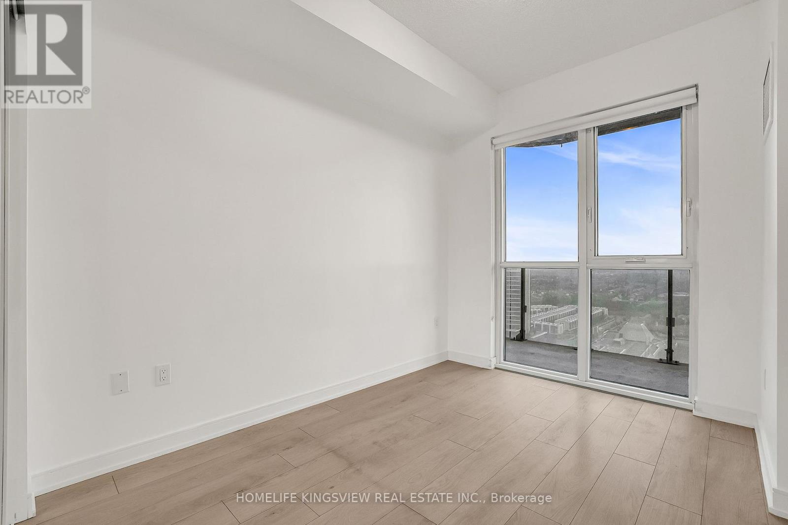 Photo 19 of 2008 8 Nahani Way, Mississauga ON