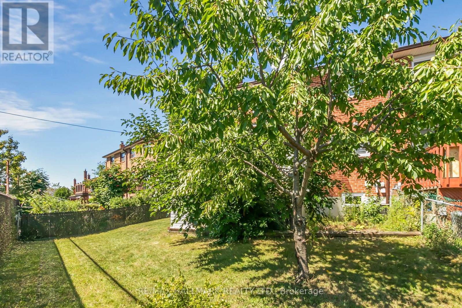 Photo 44 of 13 Fonthill Place, Toronto ON