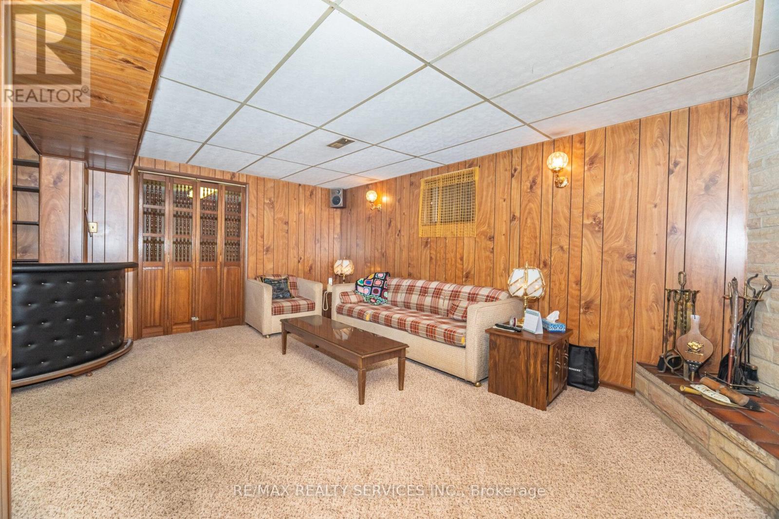 Photo 31 of 57 Esplanade Road, Brampton ON