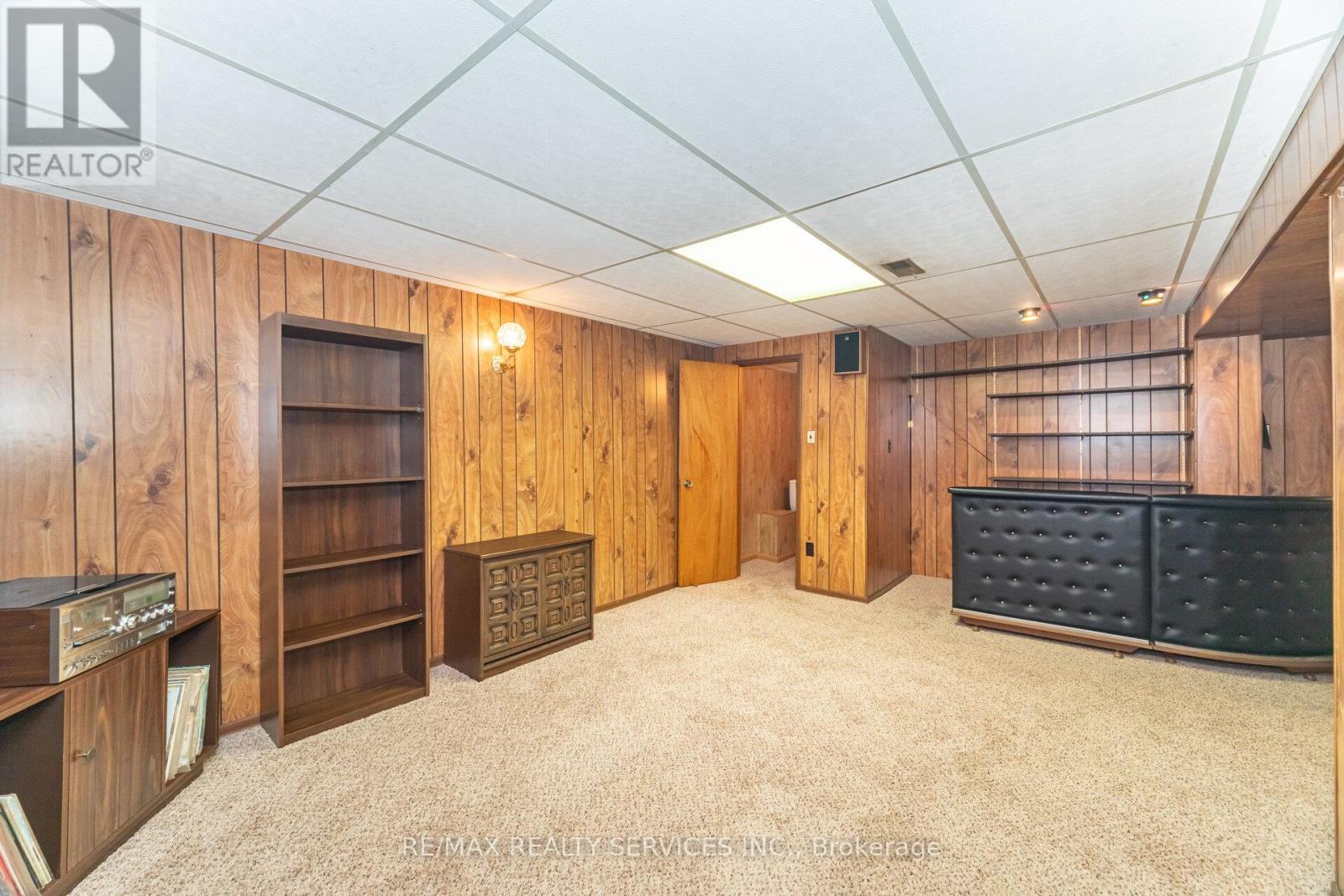 Photo 38 of 57 Esplanade Road, Brampton ON