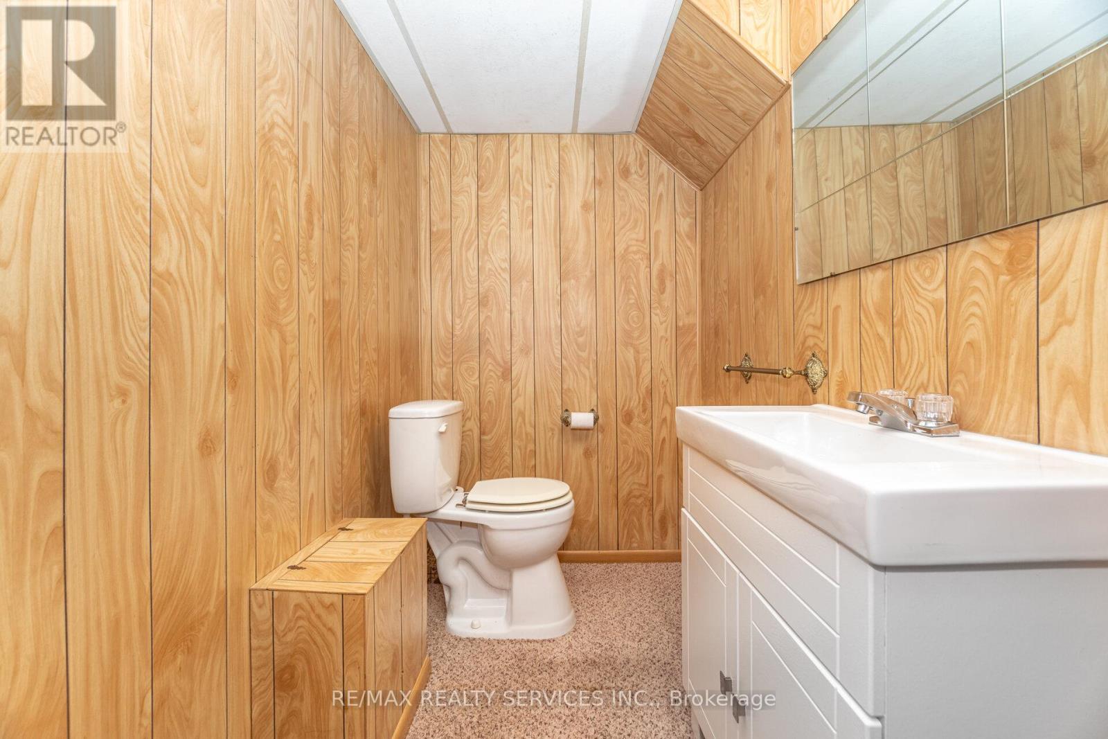 Photo 39 of 57 Esplanade Road, Brampton ON