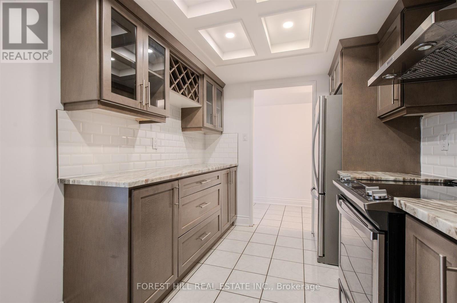 Photo 11 of 1102 2045 Lake Shore Boulevard W, Toronto ON