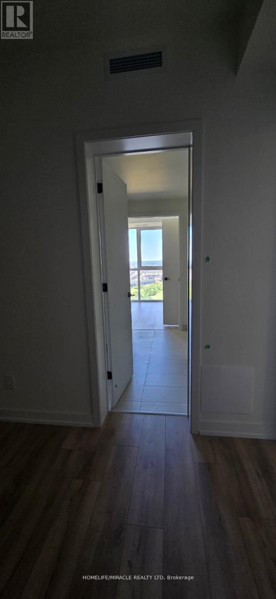 Photo 9 of 1605 335 Wheat Boom Drive, Oakville ON