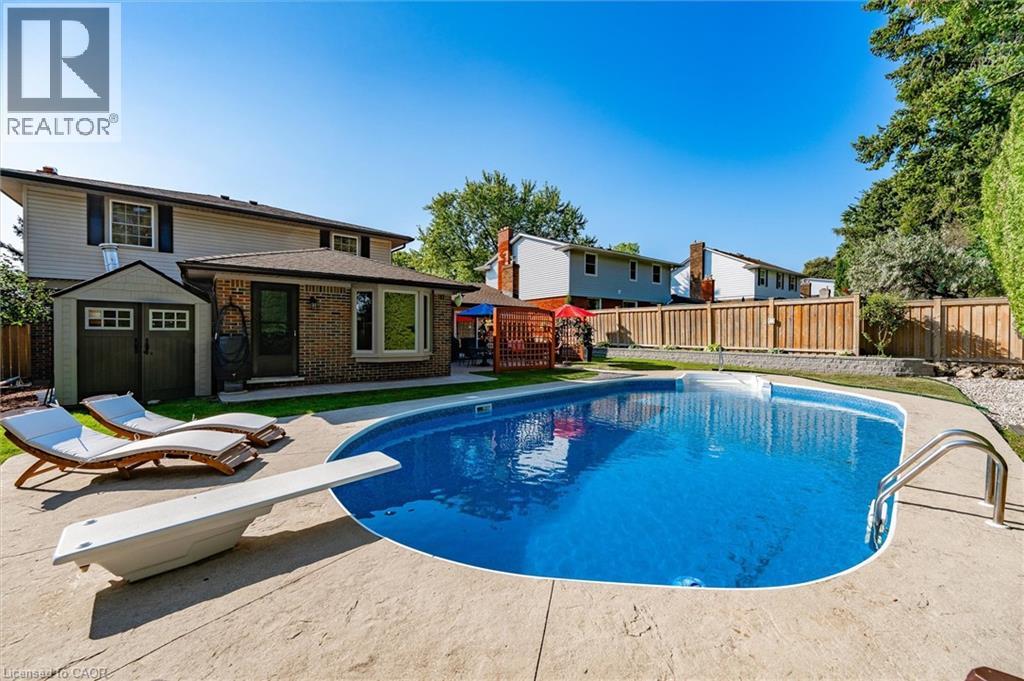 Photo 45 of 2105 Agincourt Crescent, Burlington ON