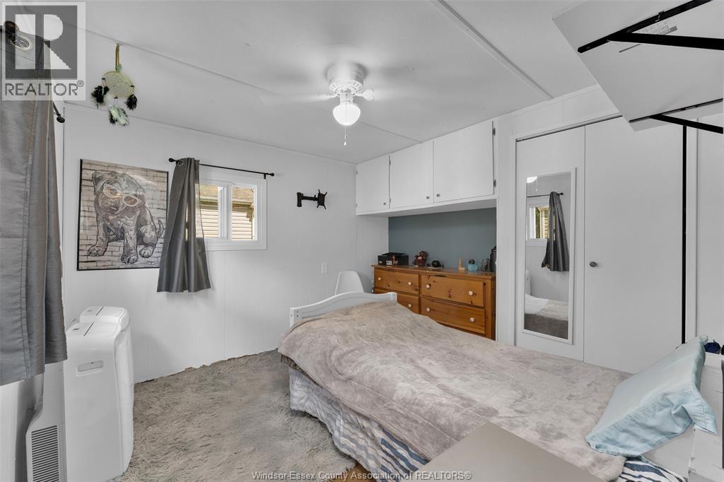 Photo 13 of 175 Neil Court, Essex ON