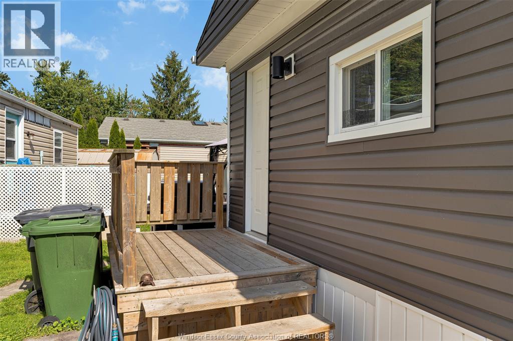 Photo 17 of 175 Neil Court, Essex ON