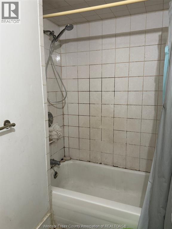 Photo 7 of 1285 Dufferin Place, Windsor ON
