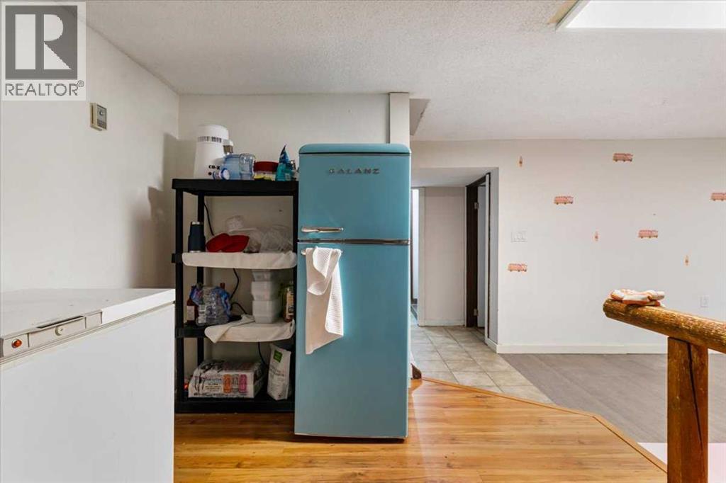 Photo 18 of 12122 94 A Street, Grande Prairie AB