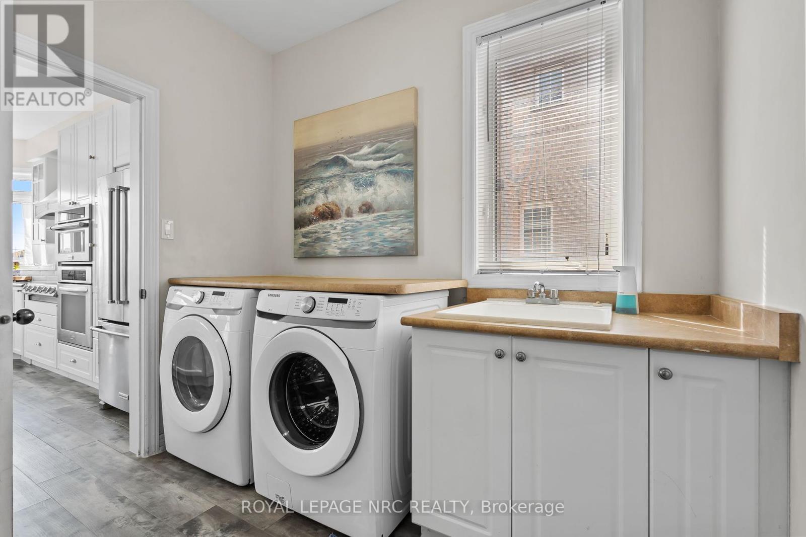 Photo 20 of 8720 Milomir Street, Niagara Falls ON
