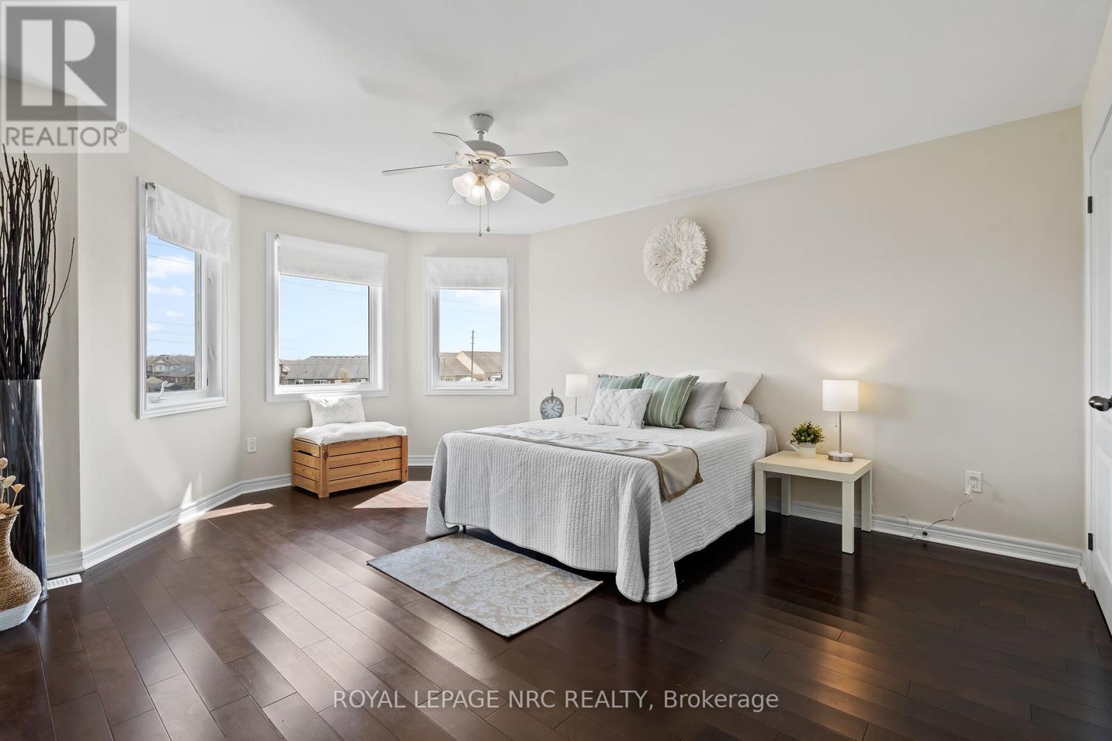 Photo 23 of 8720 Milomir Street, Niagara Falls ON