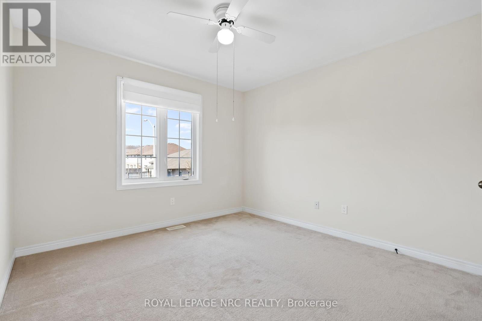 Photo 30 of 8720 Milomir Street, Niagara Falls ON