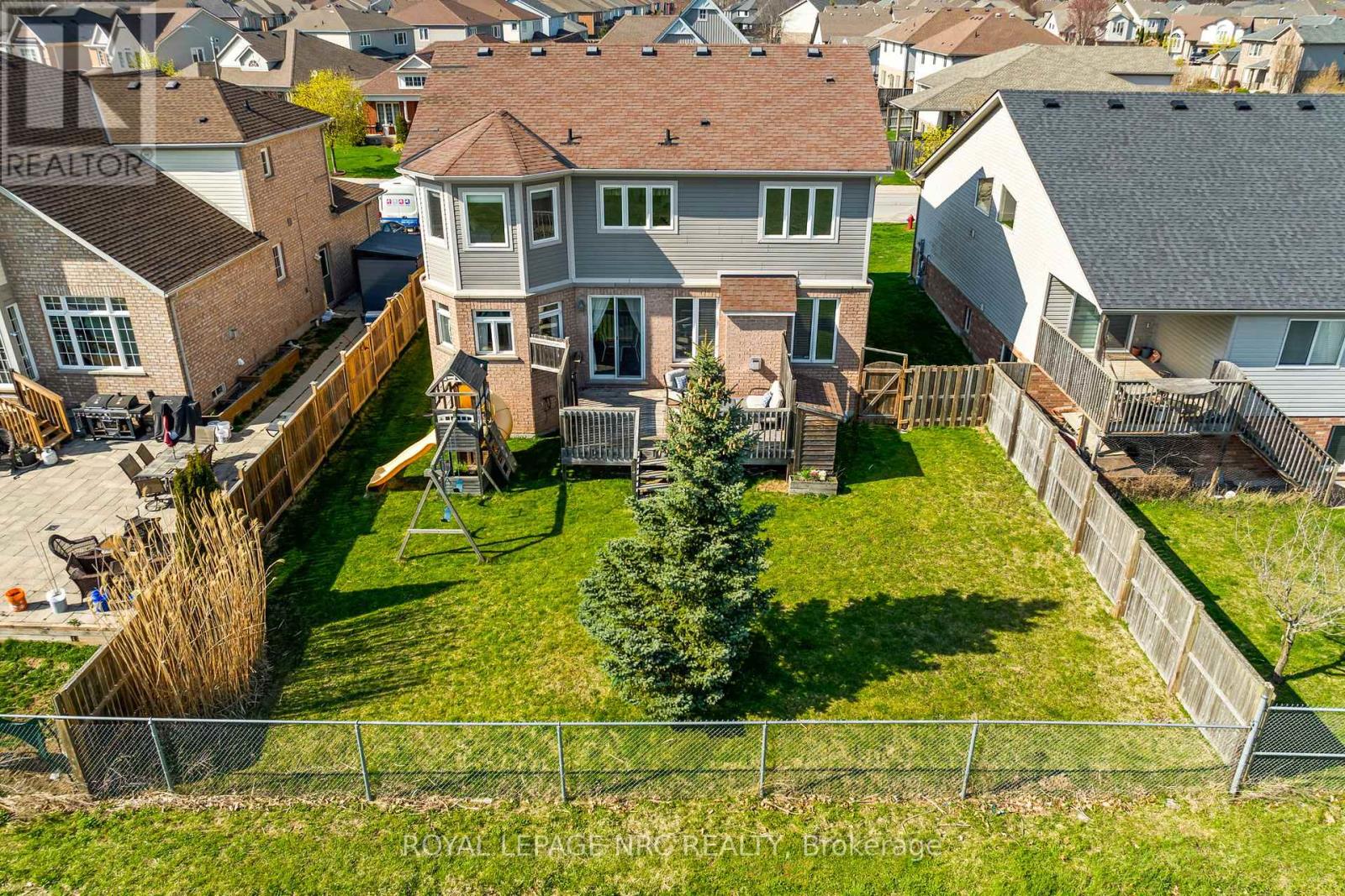 Photo 40 of 8720 Milomir Street, Niagara Falls ON