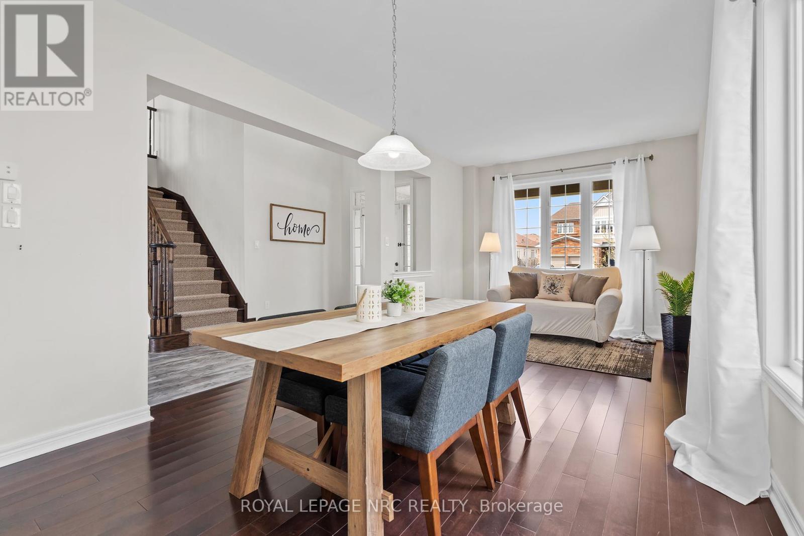 Photo 8 of 8720 Milomir Street, Niagara Falls ON