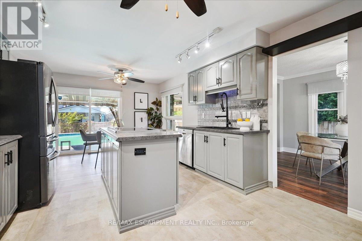 Photo 12 of 4965 Alexandra Avenue, Lincoln ON