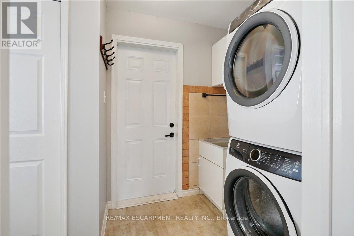 Photo 20 of 4965 Alexandra Avenue, Lincoln ON
