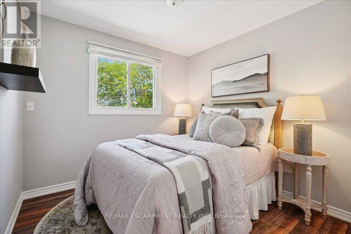 Photo 27 of 4965 Alexandra Avenue, Lincoln ON