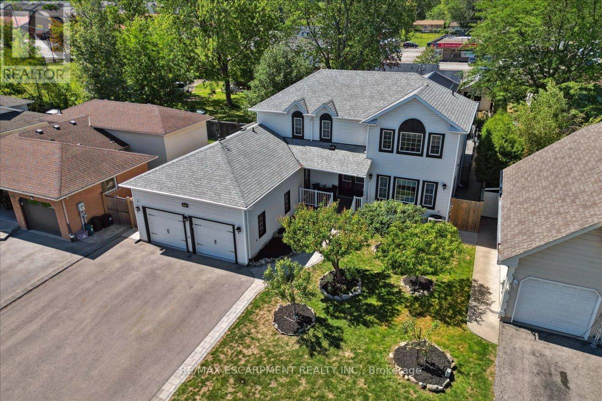 Photo 43 of 4965 Alexandra Avenue, Lincoln ON