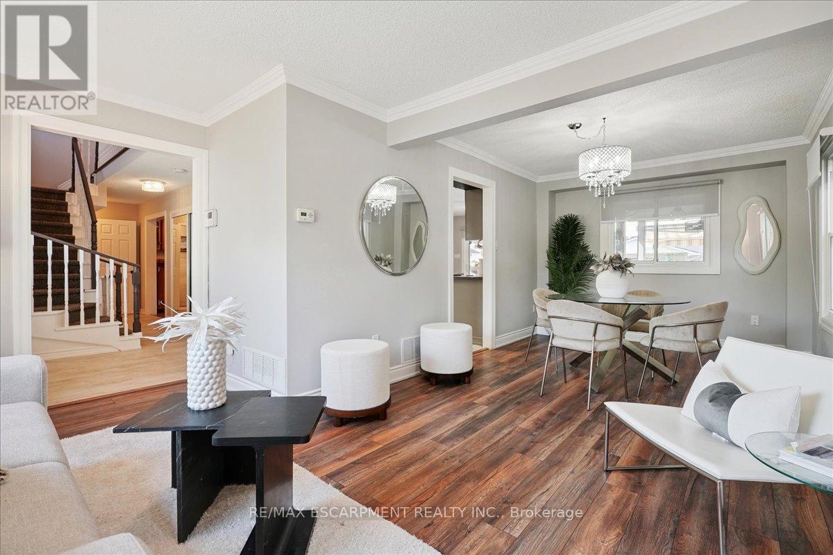 Photo 8 of 4965 Alexandra Avenue, Lincoln ON