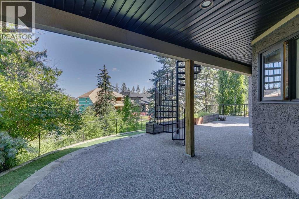 Photo 40 of 1396 Shawnee Road Sw, Calgary AB