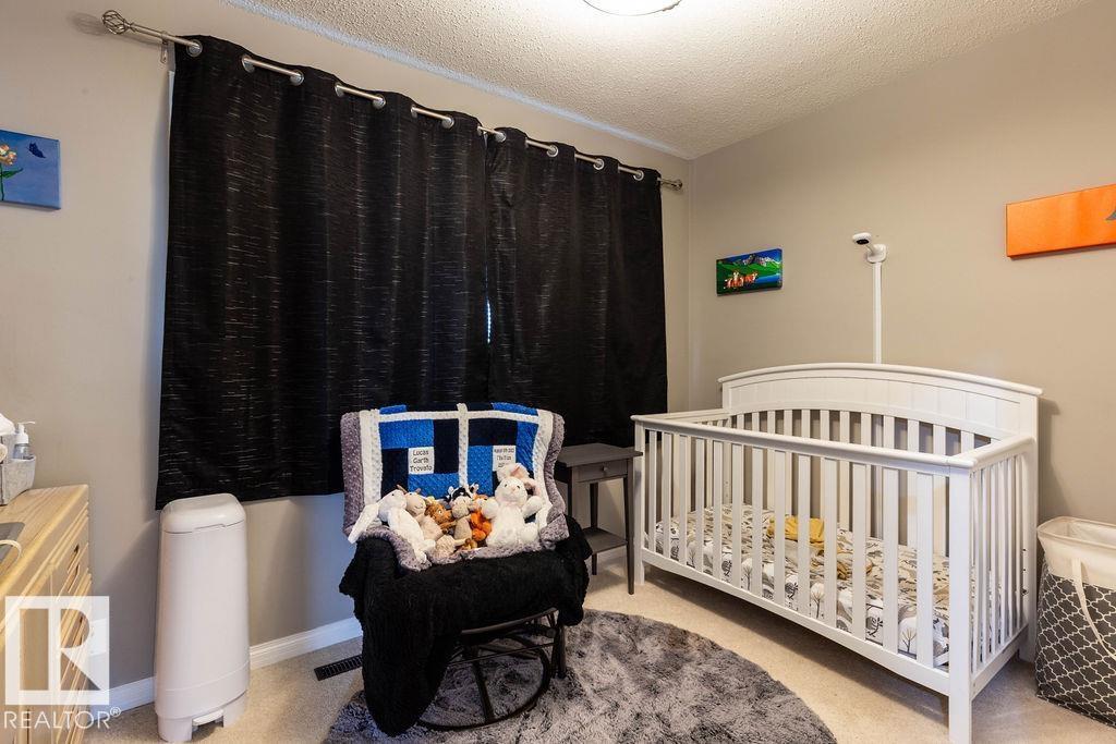 Photo 15 of 8916 148 St Nw, Edmonton AB