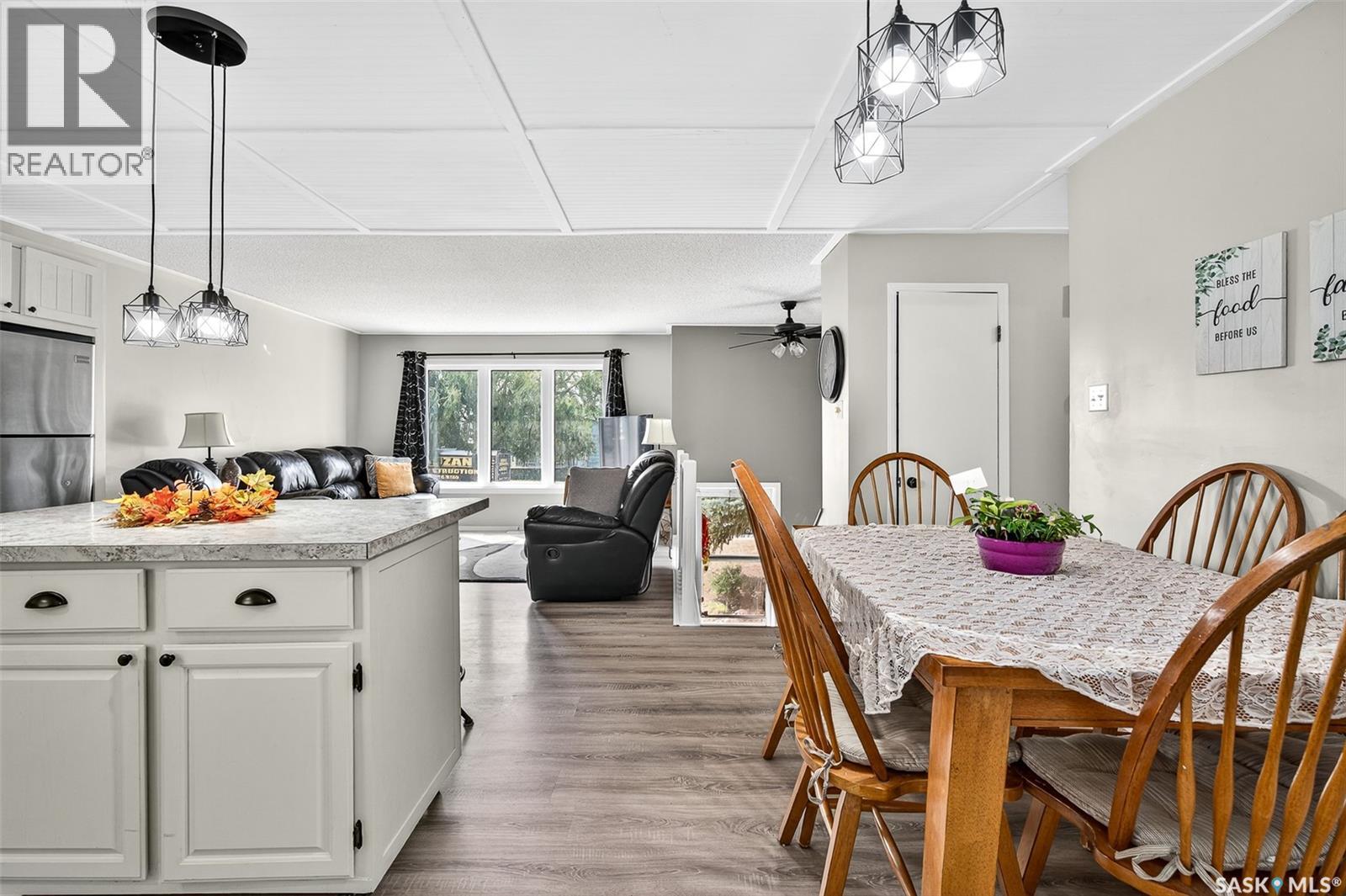 Photo 21 of 1643 Marquis Avenue, Moose Jaw SK