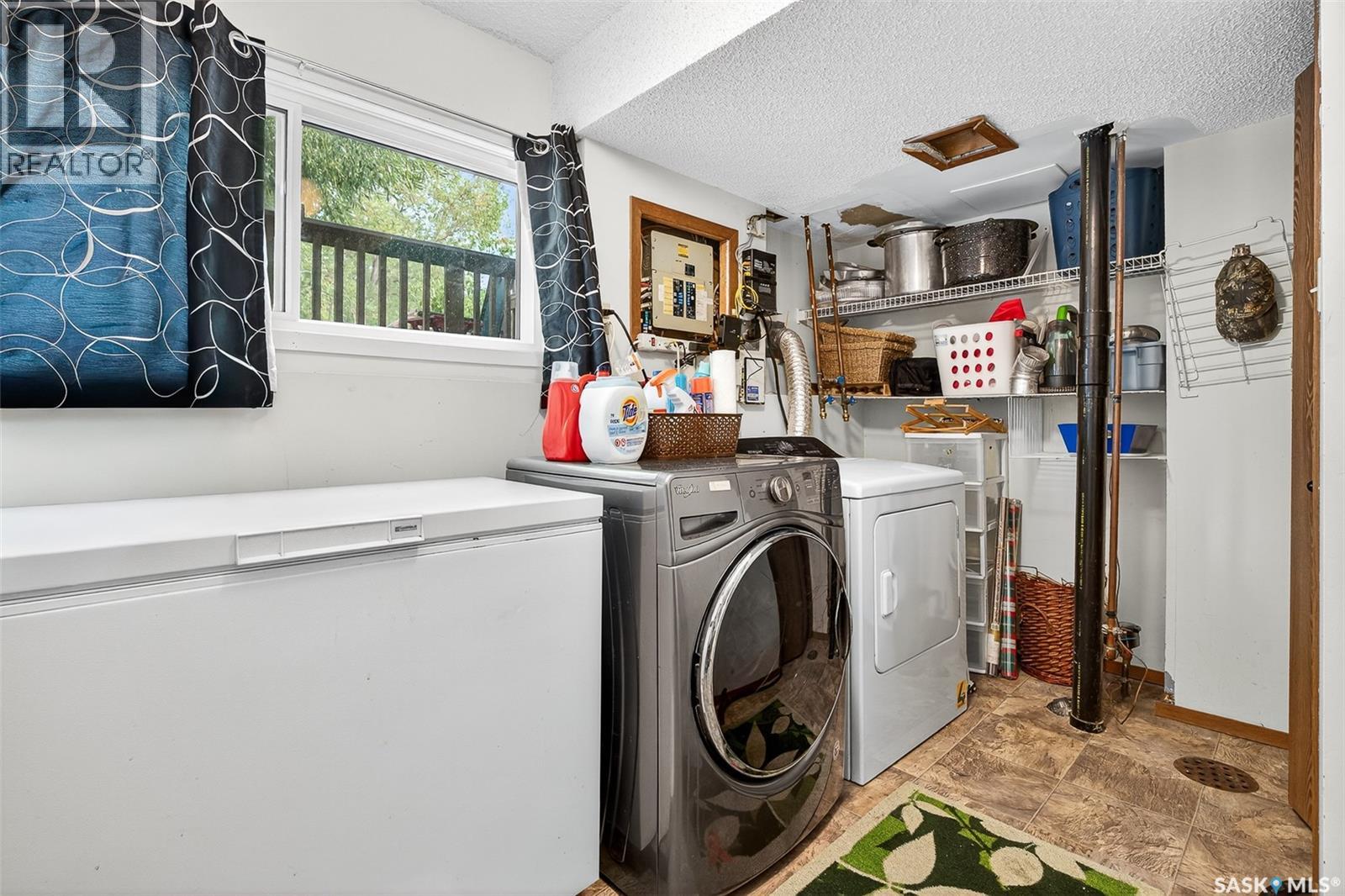 Photo 37 of 1643 Marquis Avenue, Moose Jaw SK