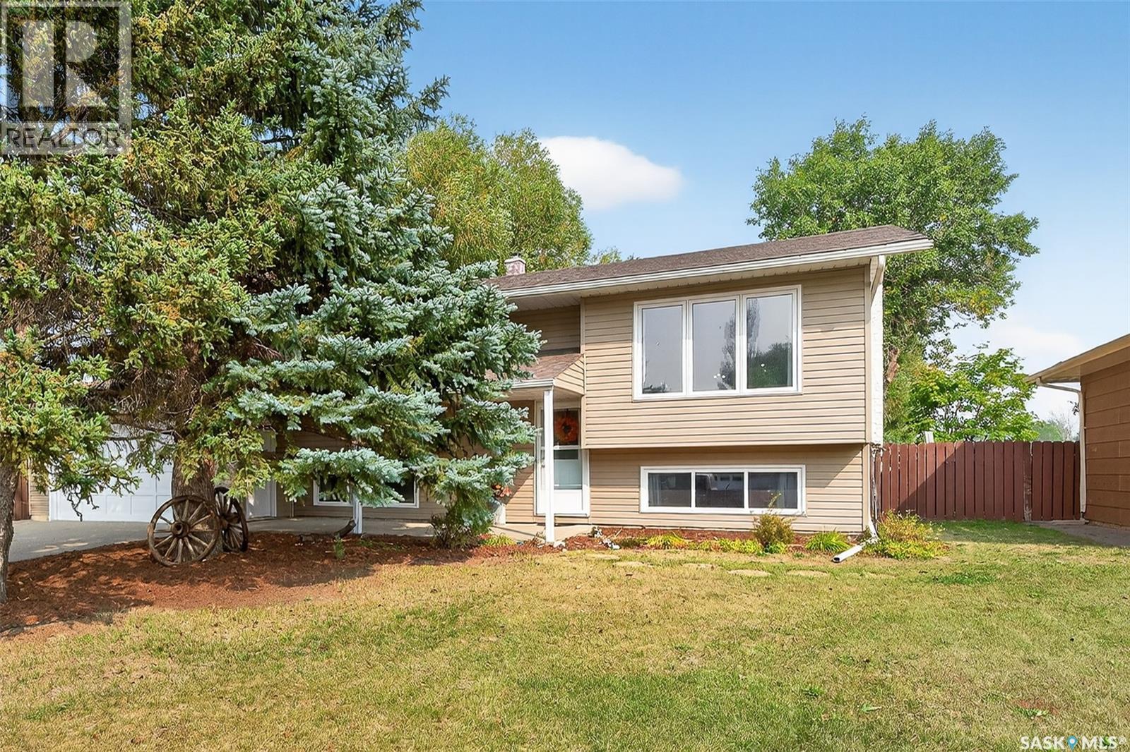 Photo 47 of 1643 Marquis Avenue, Moose Jaw SK