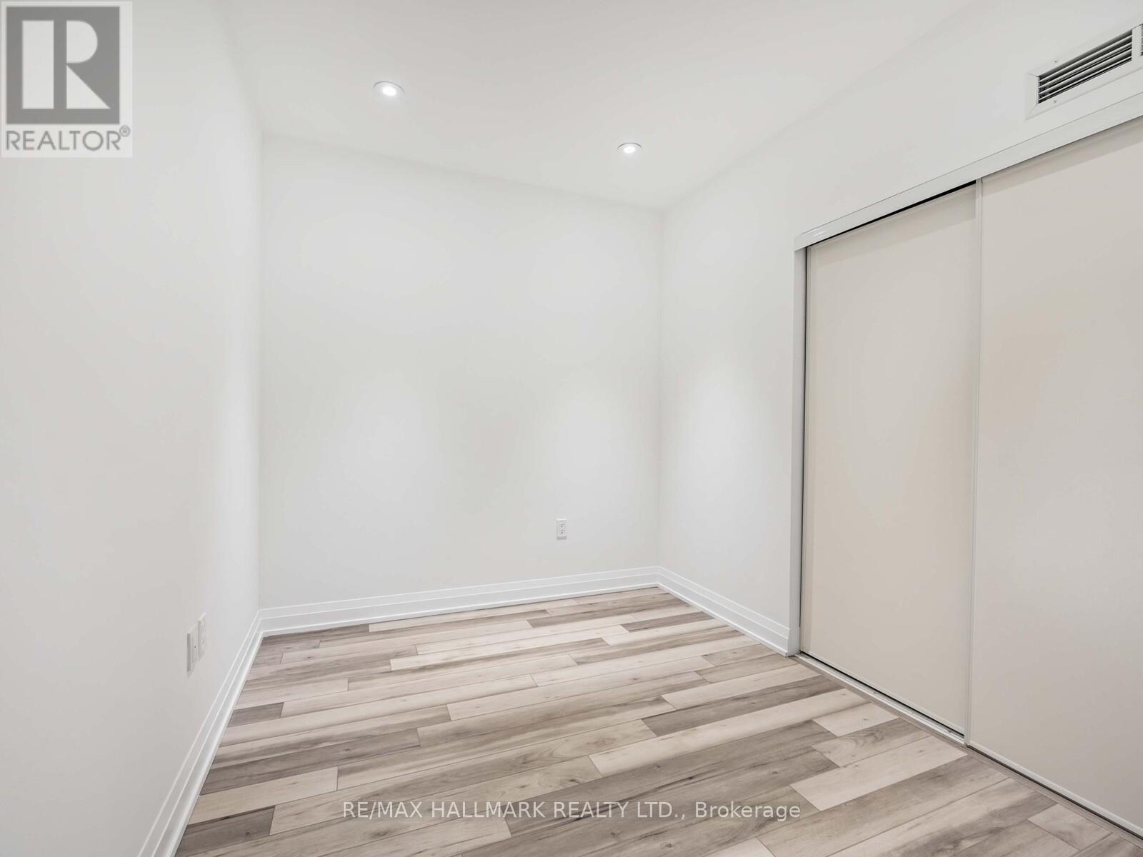 Photo 16 of 713 15 Richardson Street, Toronto ON