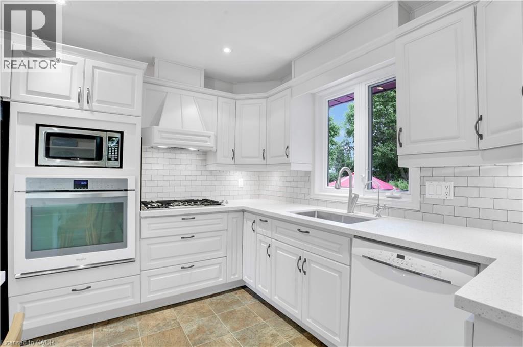 Photo 12 of 310 Daleside Place, Waterloo ON