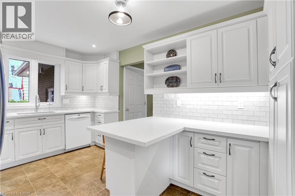 Photo 15 of 310 Daleside Place, Waterloo ON