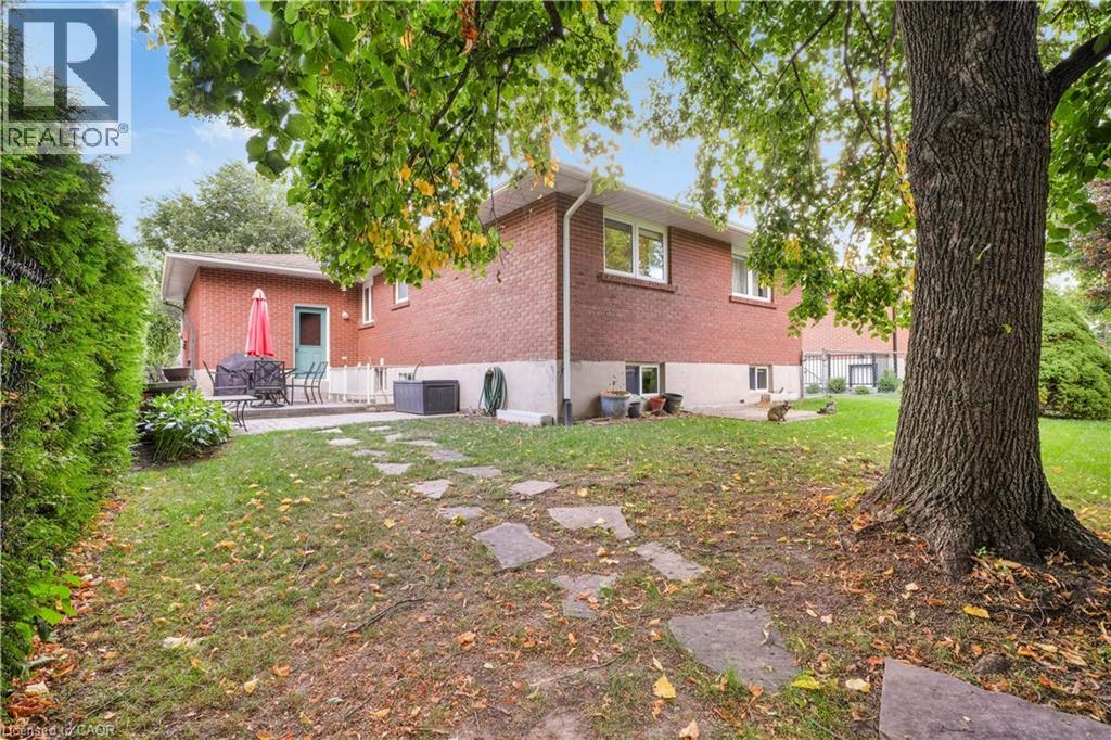 Photo 46 of 310 Daleside Place, Waterloo ON