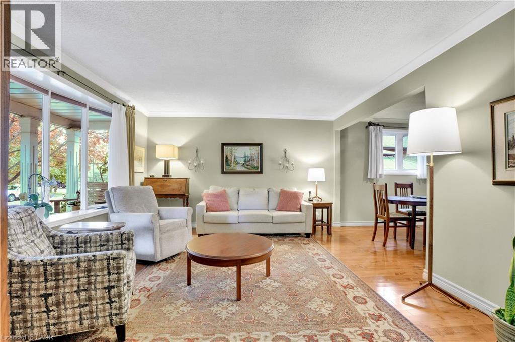Photo 8 of 310 Daleside Place, Waterloo ON