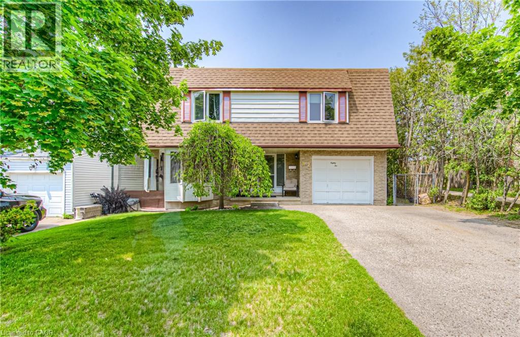 Photo 2 of 82 Roseneath Crescent, Kitchener ON