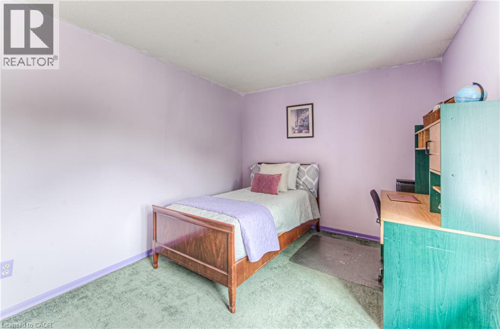 Photo 27 of 82 Roseneath Crescent, Kitchener ON