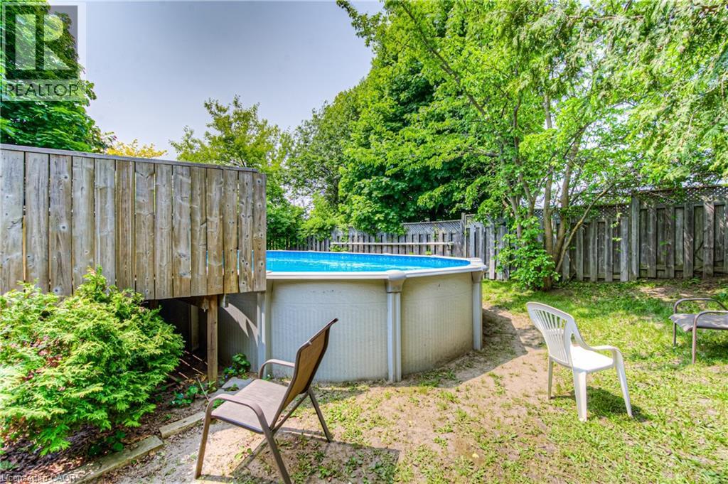 Photo 37 of 82 Roseneath Crescent, Kitchener ON