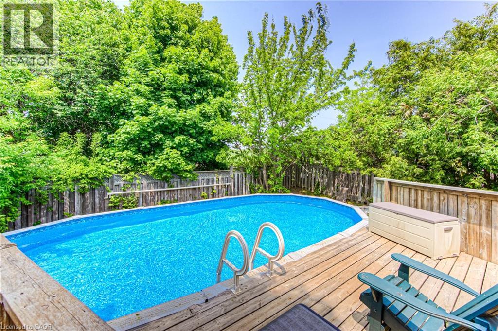 Photo 40 of 82 Roseneath Crescent, Kitchener ON