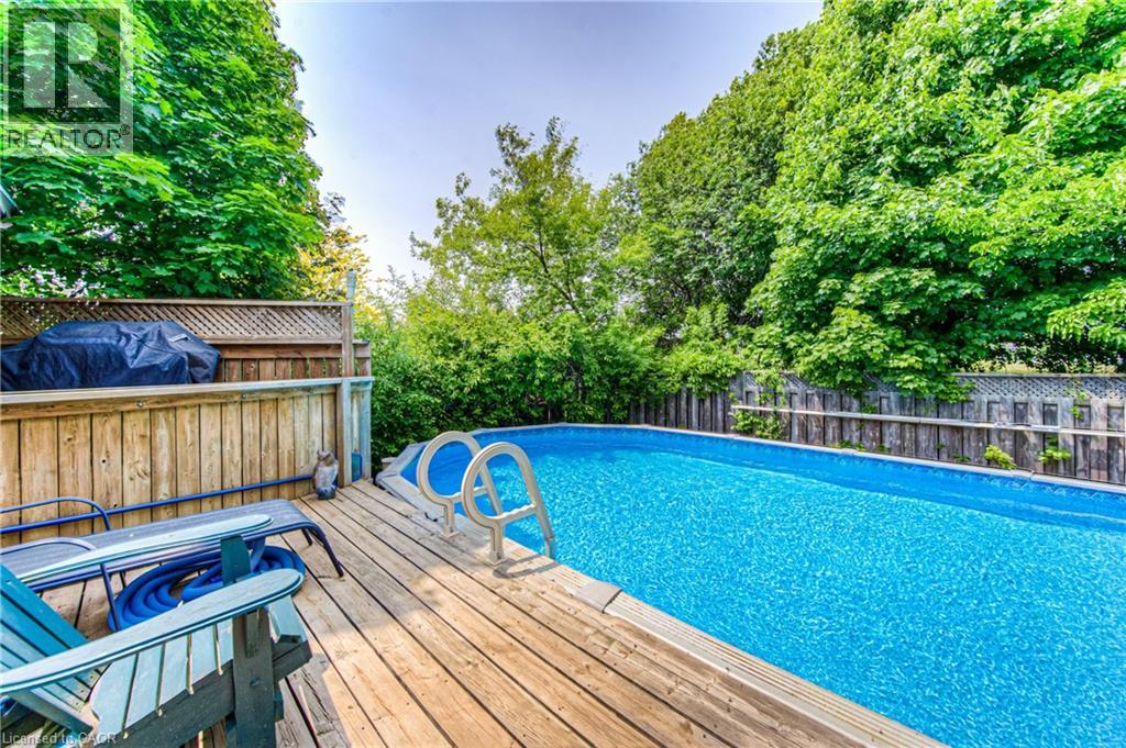 Photo 41 of 82 Roseneath Crescent, Kitchener ON