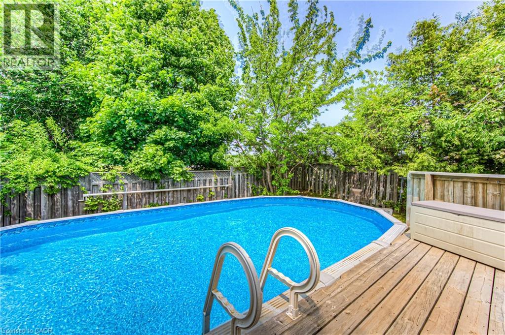 Photo 43 of 82 Roseneath Crescent, Kitchener ON