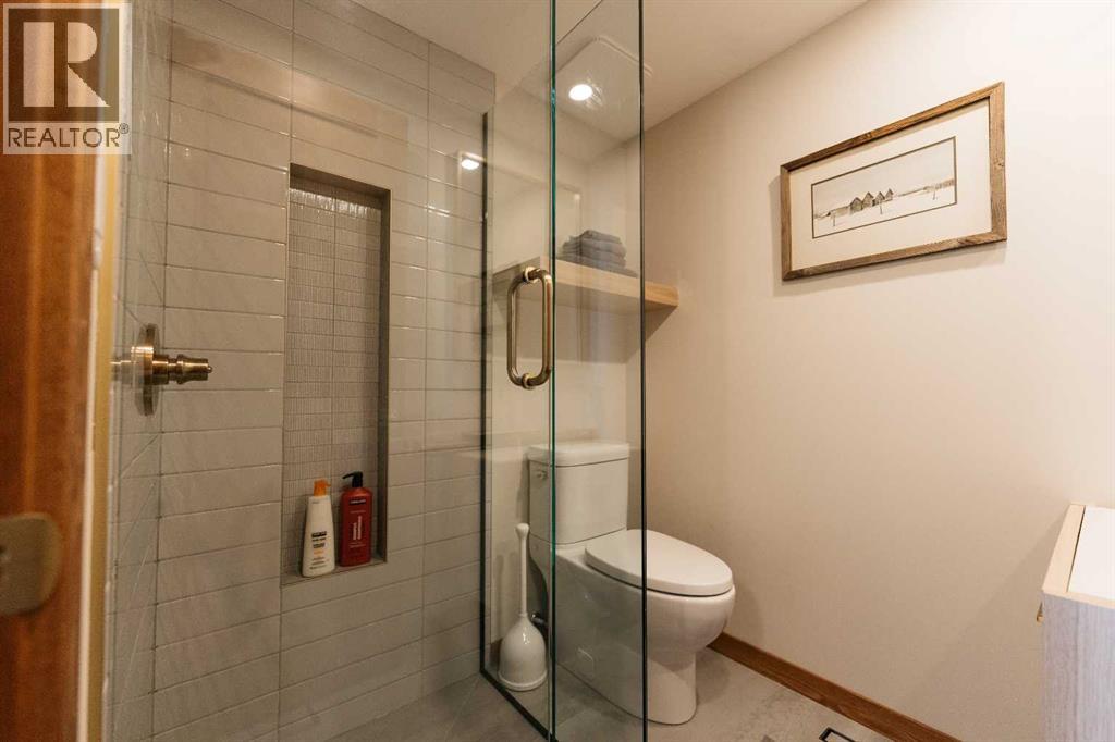 Photo 23 of 391 Birchcliff Road, Birchcliff AB